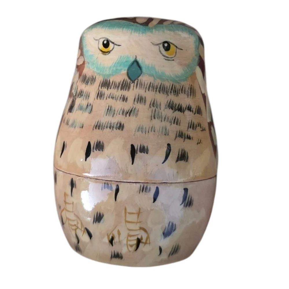 Vintage Russian Nesting Dolls 4 Piece Matryoshka Wooden Collectable Hand Painted